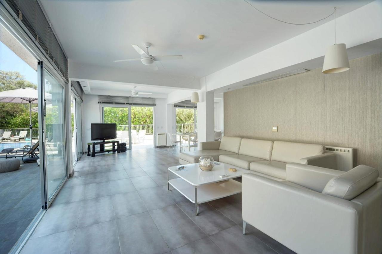 Olympic Gardens Villa プロタラス エクステリア 写真